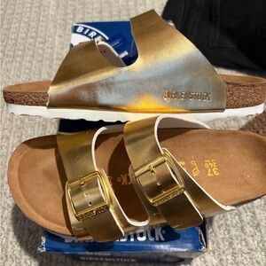 Birkenstock Women’s Arizona Metallic Gold Sandals size 37